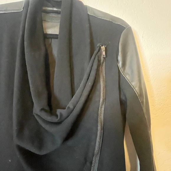 NFS BlankNYC Draped Faux Leather Zipper Front Asymmetrical Jacket Coat Size M - Picture 4 of 9